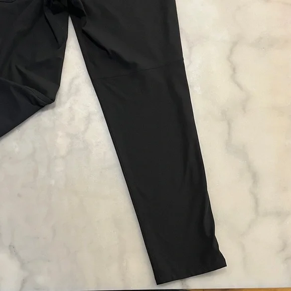 Lululemon ABC Slim Fit 5 Pocket Warpstreme Stretchy Wrinkle Resistant Pants